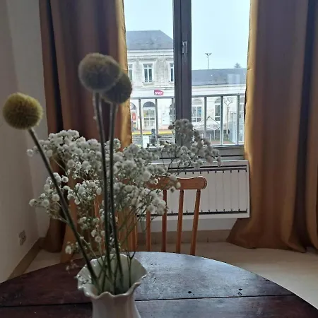 Chez Line, Face à La Gare Apartamento