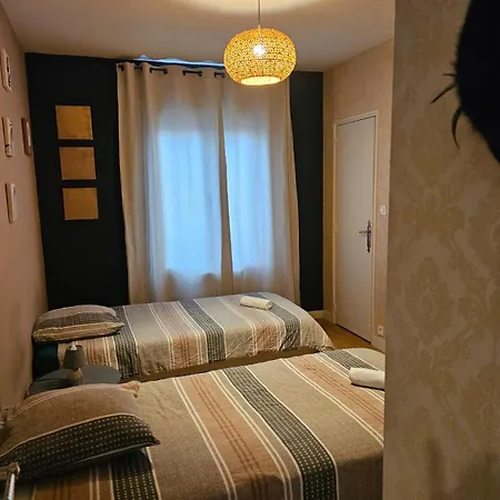 Quai De La Gare, Etape, 2 Chambres, Face A La Gare *