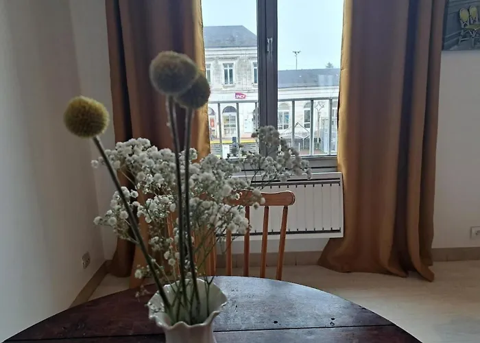 Chez Line, Face A La Gare Apartamento