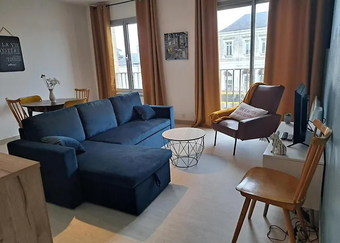 Chez Line, Face A La Gare Apartamento Châtellerault